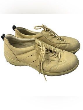 Beige Nubuck Leather Lace Up Sneakers Comfort Walking Shoes ECCO Size 37